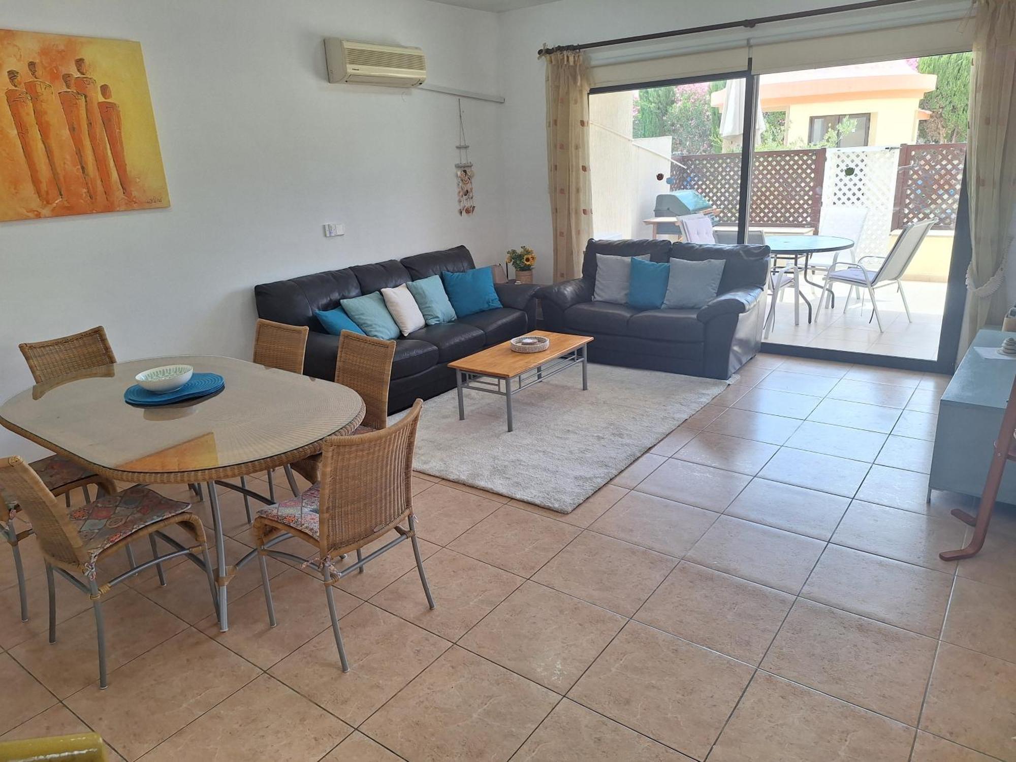 Pool Side 2 Bedroom Queens Gardens Complex بافوس المظهر الخارجي الصورة
